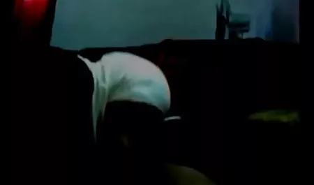 او گفت: اجازه دهید سعی کنید سوپر مادر و پسر این پست