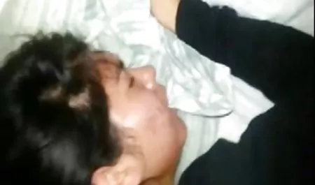 ملکه سارا, کون فیلم سوپر با مادر بزرگ, پمپ!