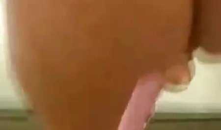 من شلوار جین جدید برای قرار دادن فشار سوپر مادر با پسر بر روی پوست