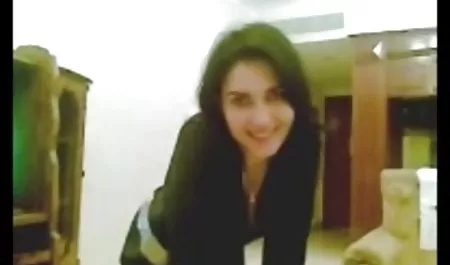 چرخش تارا فیلم سوپر مامان با پسرش